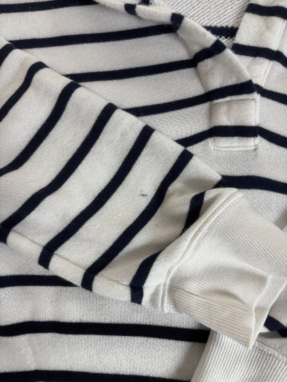 2 pc Beachy Terry Set White/Navy Stripe - Vineyard Vines - Picture 7 of 9